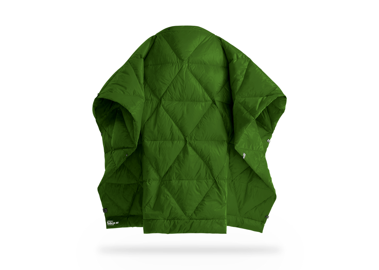Kammok Trail Quilt Bobcat 45°F in poncho mode.